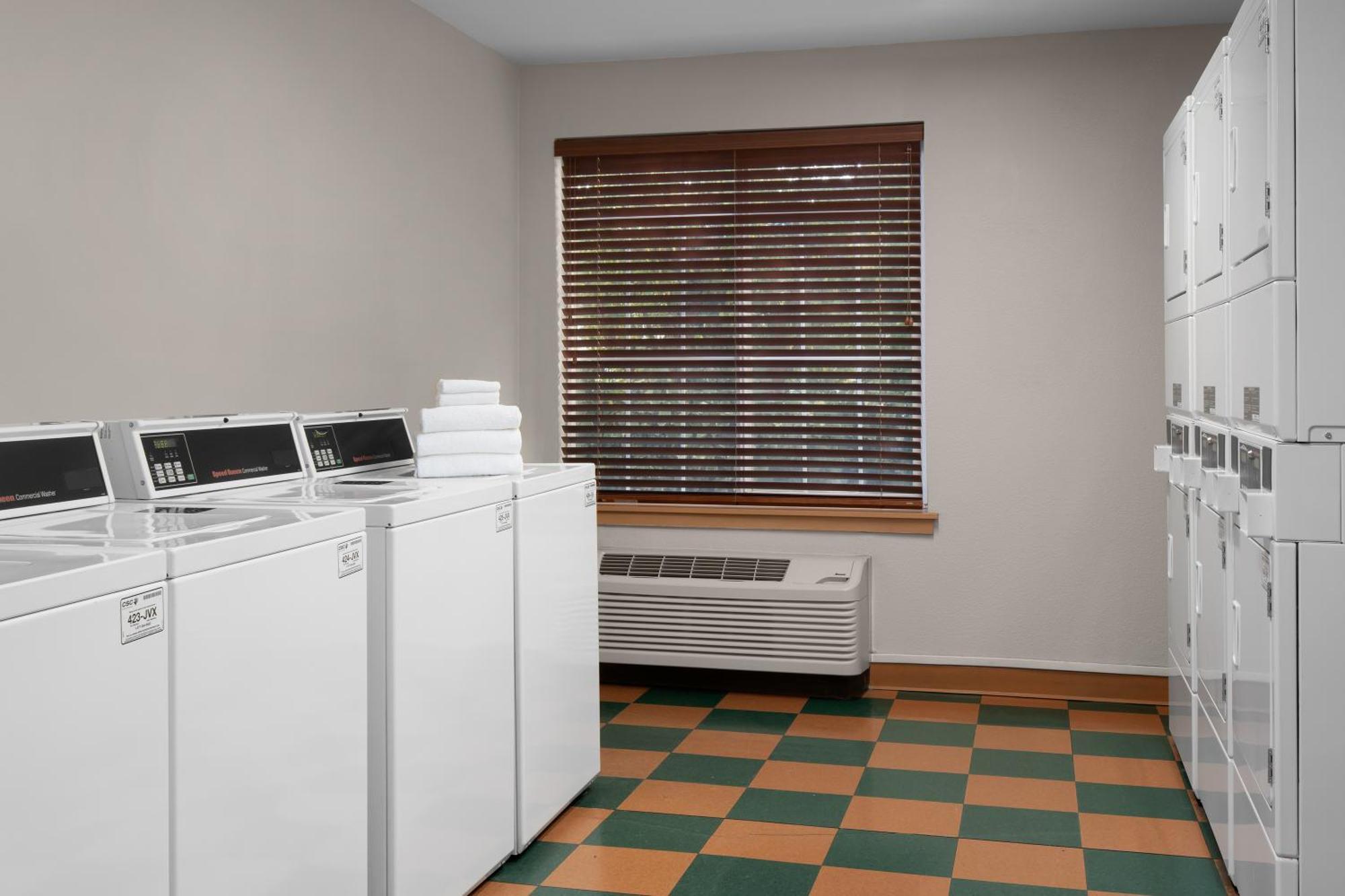 Larkspur Landing Extended Stay Suites Bellevue Kültér fotó